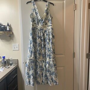 Taylor Blue and Cream Floral Maxi Dress